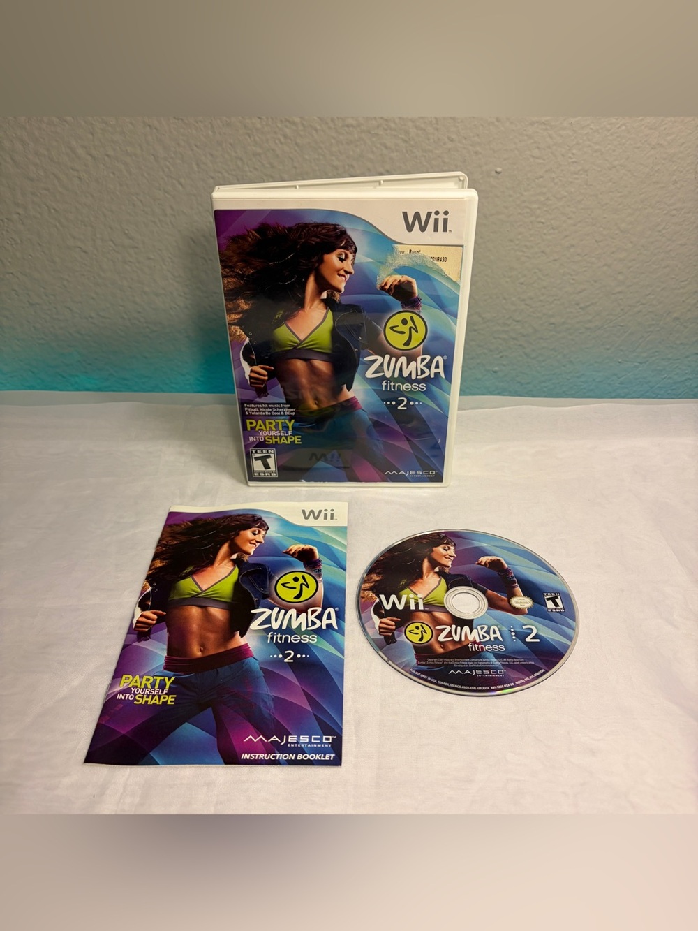 Zumba Fitness 2 (Nintendo Wii, 2011) Complete Clean CIB Tested & Works Videogame